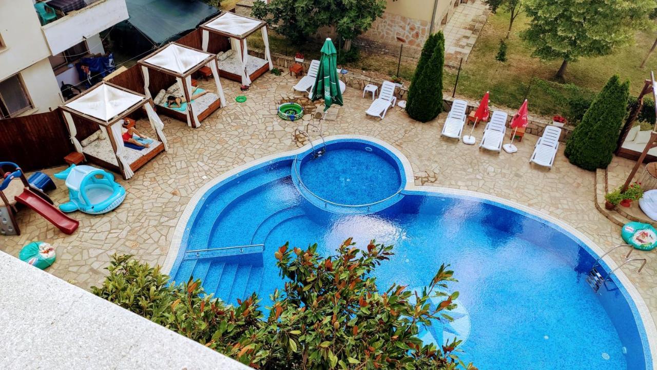 Saint George Family Hotel ロゼネッツ エクステリア 写真